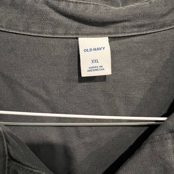 Gray blouse 🤍 nice soft material 🤍 - Picture 2 of 5